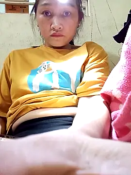 yumyum112 online show from March 2026 01:58:02 PM