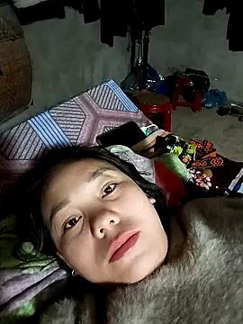 vanvan005 online show from February 2026 11:21:02 PM