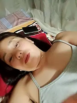 vanvan005 online show from April 2026 02:33:01 PM