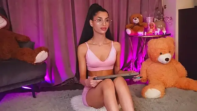 ZariaaVera online show from May 2026 04:19:01 AM