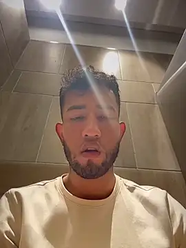 liam bronw online show from June 2026 05:01:02 PM