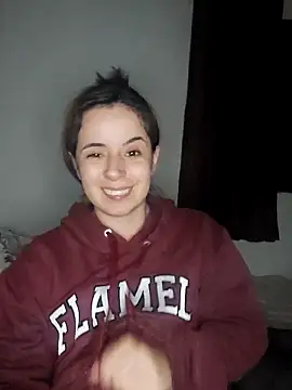 Snapshot of Darlynghotmiss chatting on January 2026 12:14:02 AM Darlynghotmiss online show from January 2026 12:14:02 AM