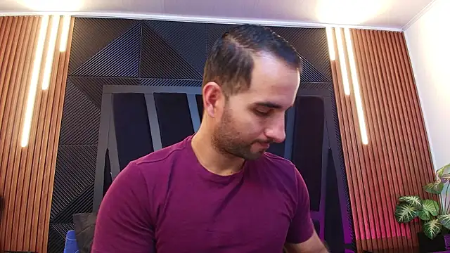 Snapshot of lorenzo_walker_1 chatting on February 2026 05:29:01 PM lorenzo walker 1 online show from February 2026 05:29:01 PM