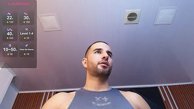 Snapshot of lorenzo_walker_1 chatting on February 2026 05:20:01 PM lorenzo walker 1 online show from February 2026 05:20:01 PM