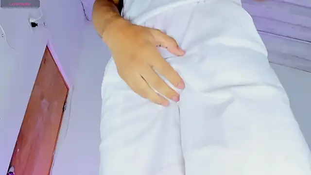 HotboyLyan online show from June 2026 10:14:02 AM