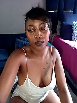 Snapshot of CocoButterxox chatting on April 2026 06:46:01 AM CocoButterxox online show from April 2026 06:46:01 AM