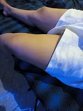 Lovelygirl05 online show from January 2026 08:33:01 PM