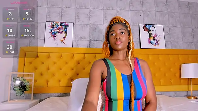 NiicoleHill online show from January 2026 07:37:02 PM