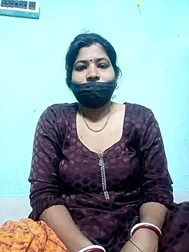 Monisha9876 online show from January 2026 01:54:02 AM