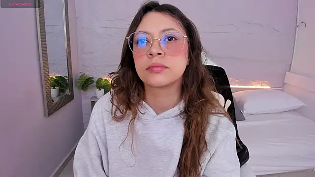 lanna 18  online show from June 2026 11:42:01 AM