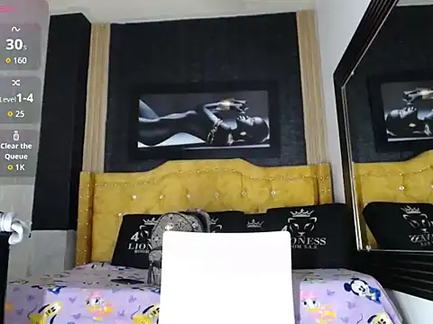 Esmeralda hot5 online show from February 2026 08:29:02 PM