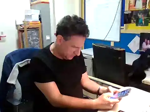 Viteperromad online show from April 2026 11:08:01 AM