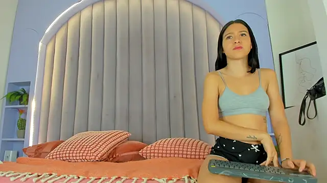 AmberStonne   online show from February 2026 02:50:02 AM