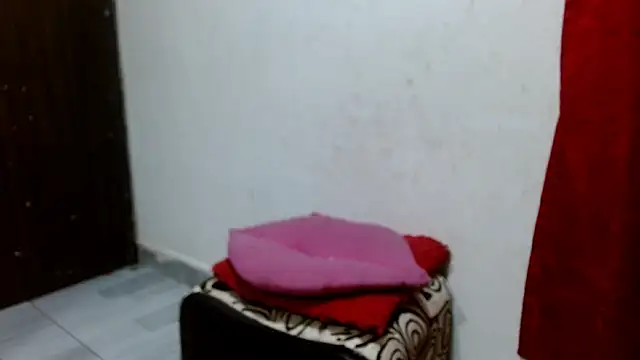 Calientes96 online show from January 2026 03:30:02 AM