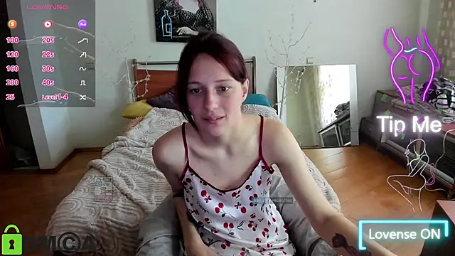 Lily Viola online show from May 2026 07:35:02 AM