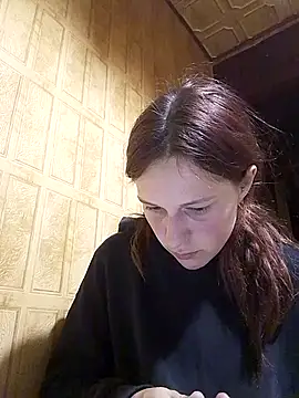 Lily Viola online show from May 2026 06:31:02 PM