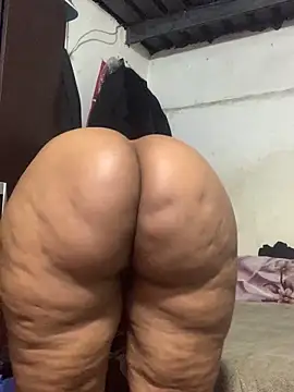 Xsexysnow33s online show from May 2026 09:10:02 PM