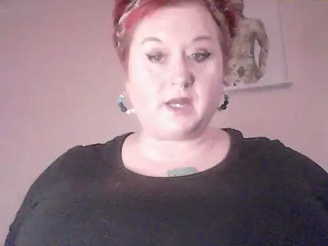 Snapshot of BustyRedxx chatting on February 2026 12:02:01 PM BustyRedxx online show from February 2026 12:02:01 PM