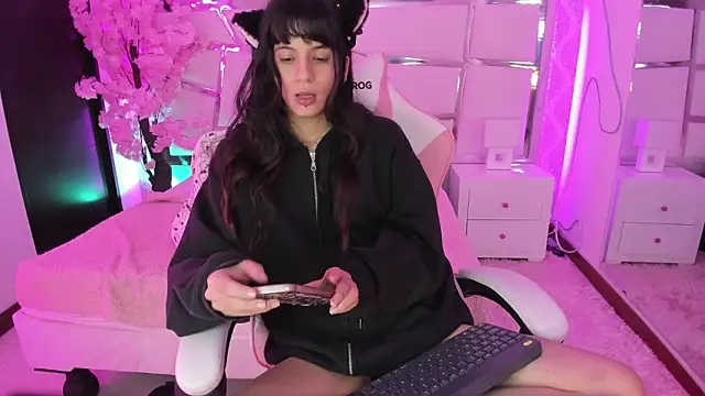 Snapshot of AikoHayashida chatting on February 2026 12:24:01 PM AikoHayashida online show from February 2026 12:24:01 PM