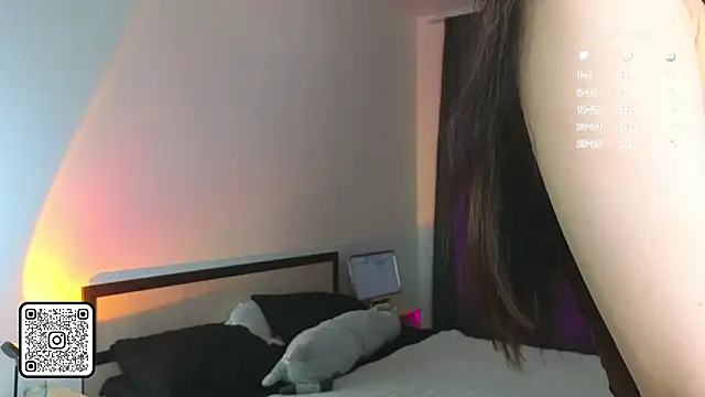 Snapshot of miaumiau_Mia chatting on February 2026 08:16:02 PM miaumiau Mia online show from February 2026 08:16:02 PM