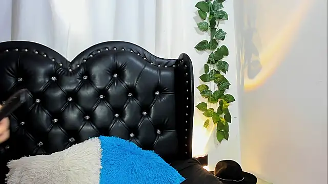 Alana Carther online show from February 2026 07:09:02 PM