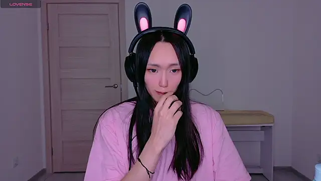 ChosenChampionofSlaanesh online show from February 2026 01:32:01 AM