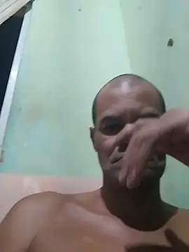 ferreirasantos123 online show from February 2026 11:14:02 PM