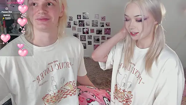 SweetheartsFriends online show from May 2026 01:11:02 AM