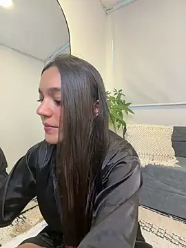 Snapshot of EVA_WILD1 chatting on February 2026 09:33:01 PM EVA WILD1 online show from February 2026 09:33:01 PM