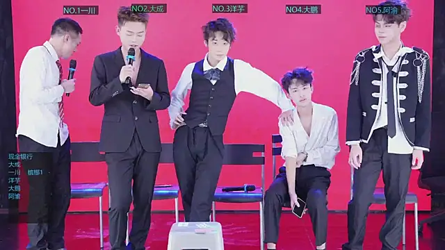 jmcm001 online show from January 2026 11:58:01 AM