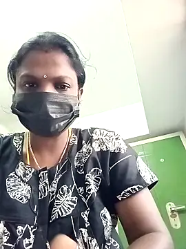 Snapshot of Tamil_Maha69 chatting on March 2026 01:43:02 AM Tamil Maha69 online show from March 2026 01:43:02 AM