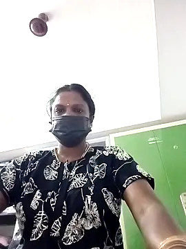 Snapshot of Tamil_Maha69 chatting on March 2026 11:53:01 PM Tamil Maha69 online show from March 2026 11:53:01 PM