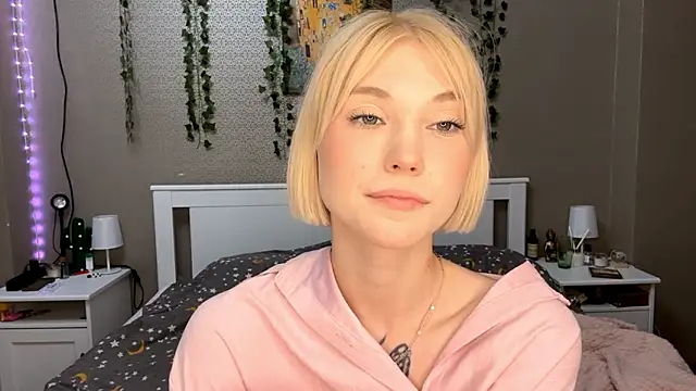 LlsabethHaze online show from January 2026 07:11:01 PM