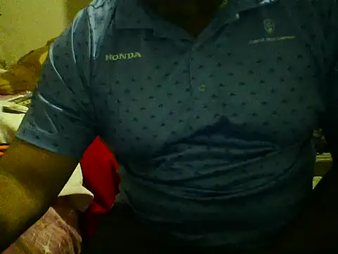 Twoo18 online show from January 2026 12:53:02 PM