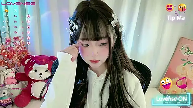 CLaire-5 online show from March 2026 08:39:01 PM