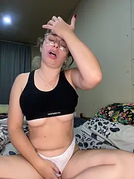 soyanahii online show from April 2026 06:17:02 PM