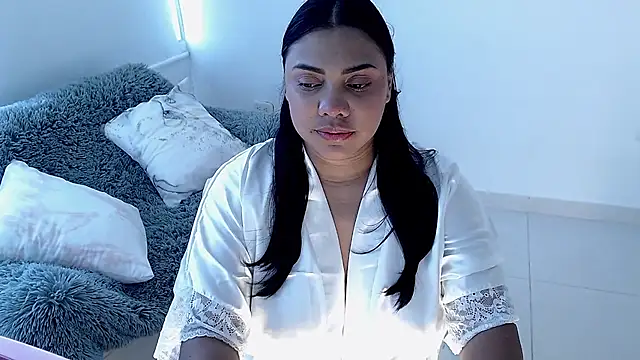 isabelateran online show from June 2026 07:51:01 PM