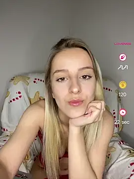 RahellaBlonde1 online show from May 2026 07:40:02 PM