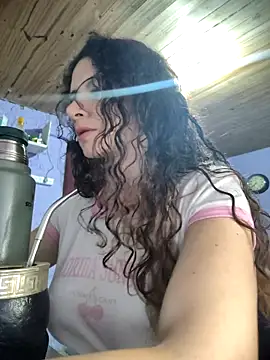 Snapshot of Nanucurlyxx chatting on March 2026 10:43:02 AM Nanucurlyxx online show from March 2026 10:43:02 AM