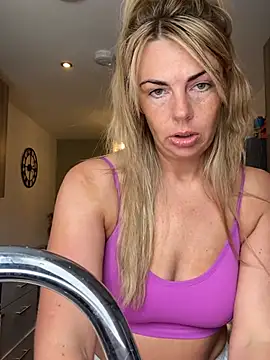 Scarlett the girlnextdoor online show from May 2026 01:17:02 PM