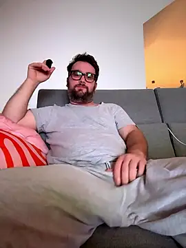 Dominic2295 online show from January 2026 04:27:02 AM