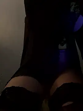 cdzinhahanna online show from January 2026 03:36:02 PM