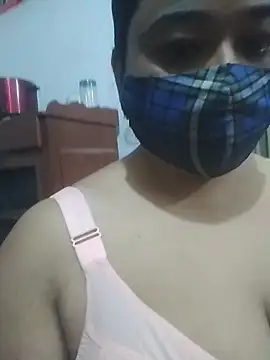 momo loves online show from May 2026 06:57:01 PM
