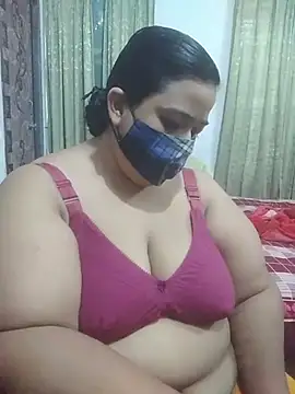 momo loves online show from June 2026 02:05:02 AM