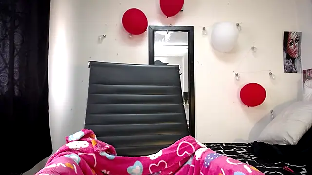 abril onnel online show from March 2025 05:49:01 PM