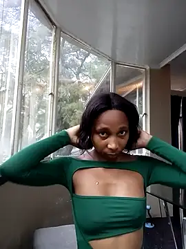 ExtraDoll online show from April 2026 07:22:01 AM