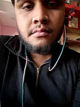 RaiStarrrr0-9 online show from January 2026 03:01:02 AM