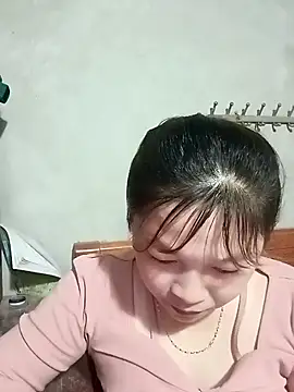 Willow-liiuu online show from February 2026 06:40:02 AM