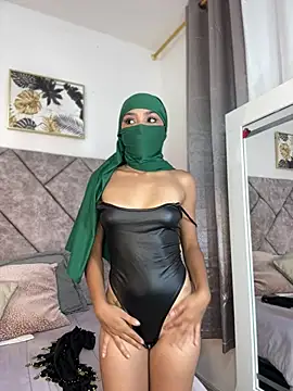 Snapshot of _Tariq chatting on March 2026 12:45:02 PM Tariq online show from March 2026 12:45:02 PM