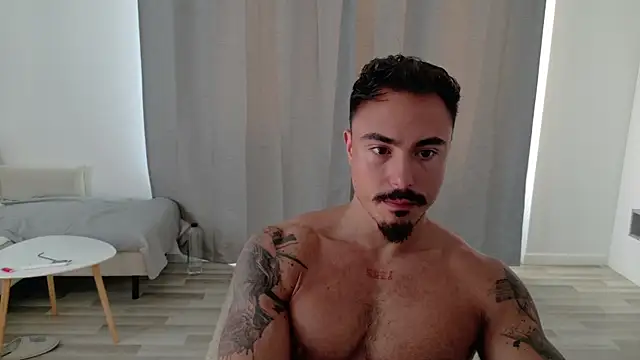 Snapshot of Master_Lukas chatting on June 2026 03:50:02 AM Master Lukas online show from June 2026 03:50:02 AM